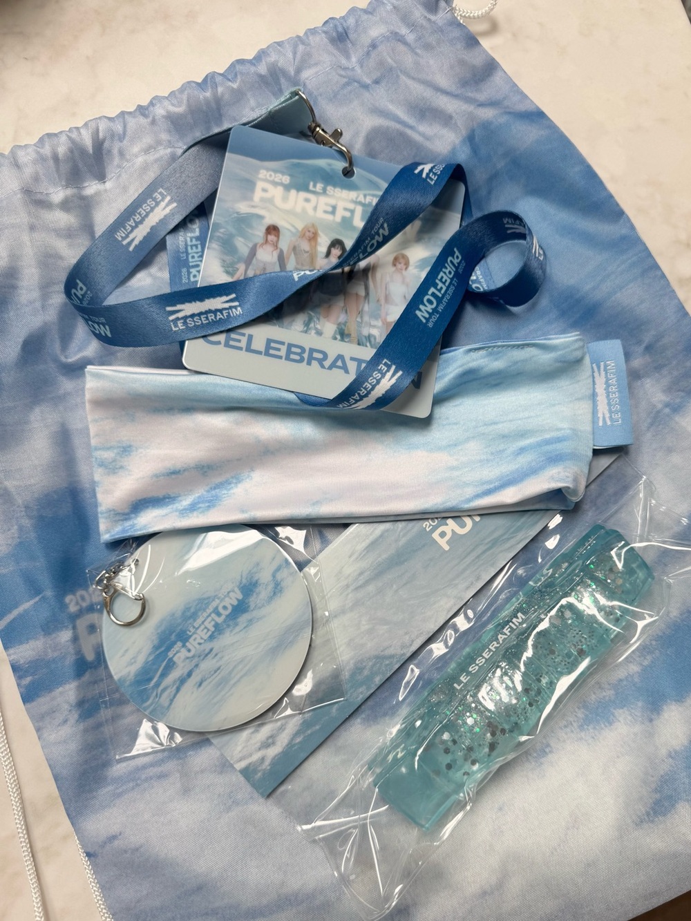 LE SSERAFIM Pureflow Tour VIP Package